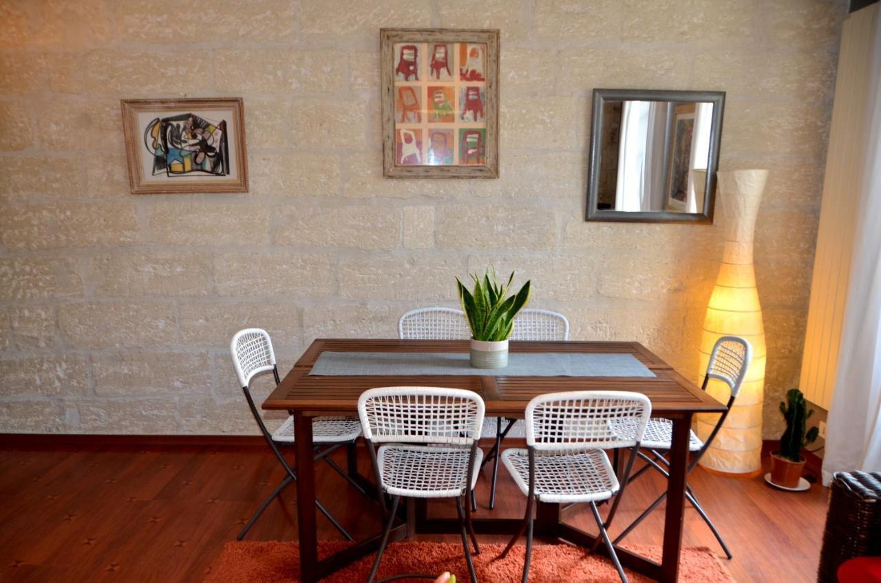 Bel Appartement Villeneuve Les Avignon Exterior photo