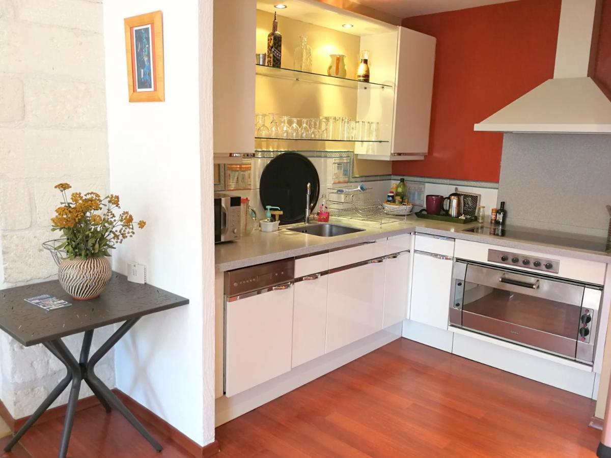 Bel Appartement Villeneuve Les Avignon Exterior photo