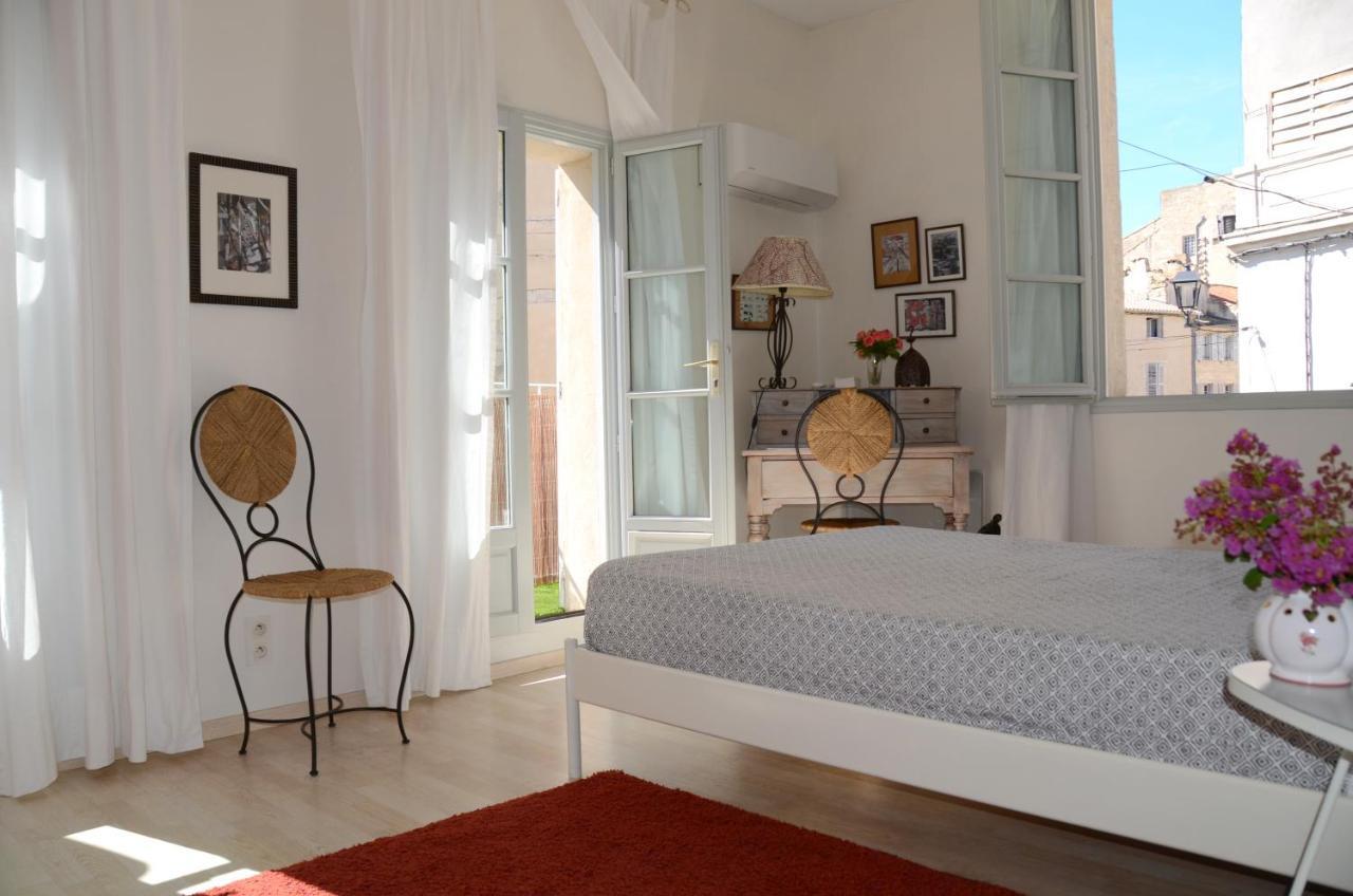 Bel Appartement Villeneuve Les Avignon Exterior photo
